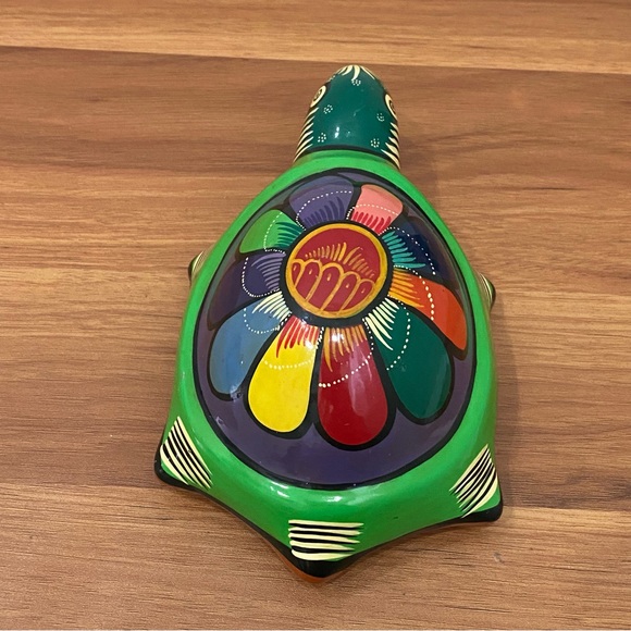 Unsigned Handpainted Mexican Pottery Redware Colorful Turtle Figurine - Picture 4 of 14